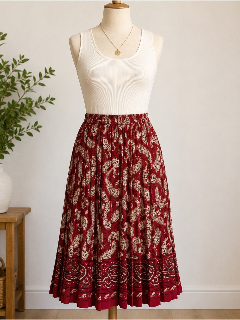 Vintage Leslie Fay Petite Red Paisley Pleated Midi Skirt Elastic Waist 14WP